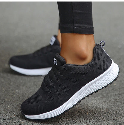 2024 New Comfortable Soft Sneakers