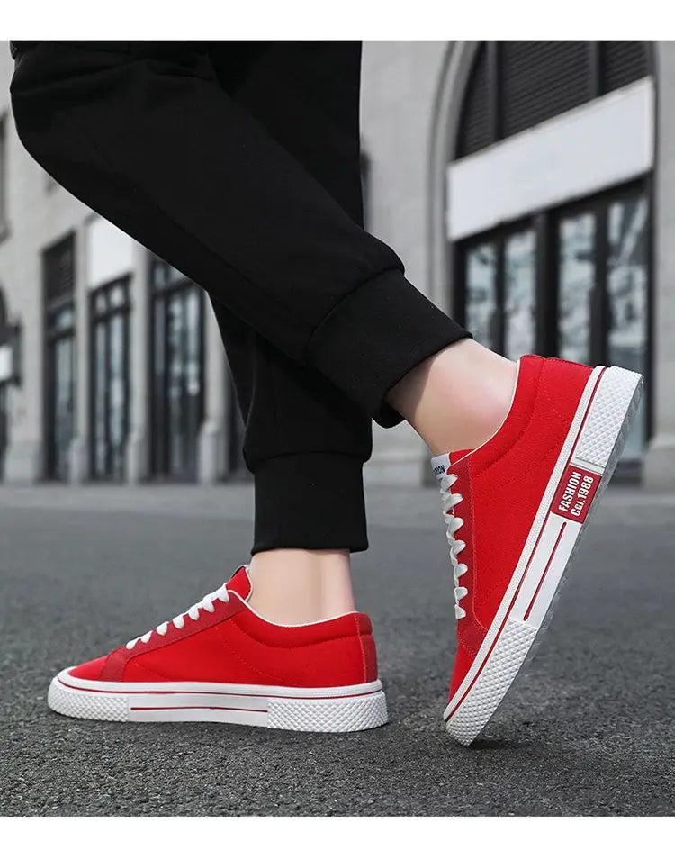 Hot Sale Fashion Red Canvas Shoes Men Classic Low-top Men's Canvas Sneakers Harajuku Hip Hop Skateboard Shoes Men Casual Sneaker