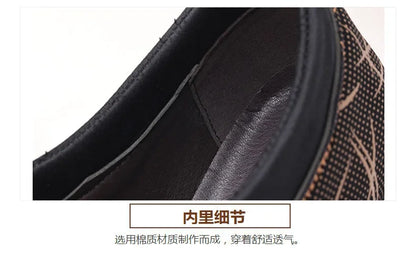 Black Casual Shoes for Men 
Classic Leather, Elegant, Mens Stylish Soft-soled Shoes. Business Lace-Up Office Men Shoes