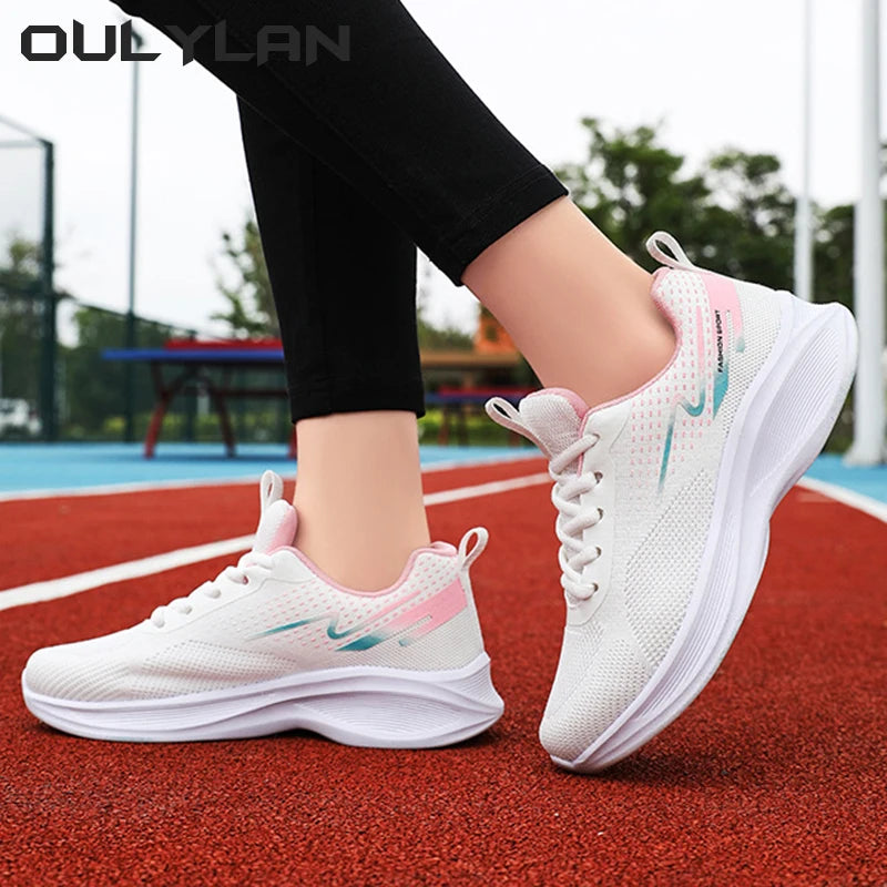 Running Weaving Sports Shoes