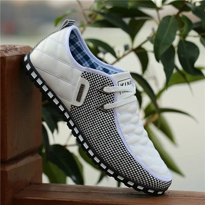 Breathable Light Weight White Sneakers. 
Driving Shoes, Autumn Men's Casual Shoes.