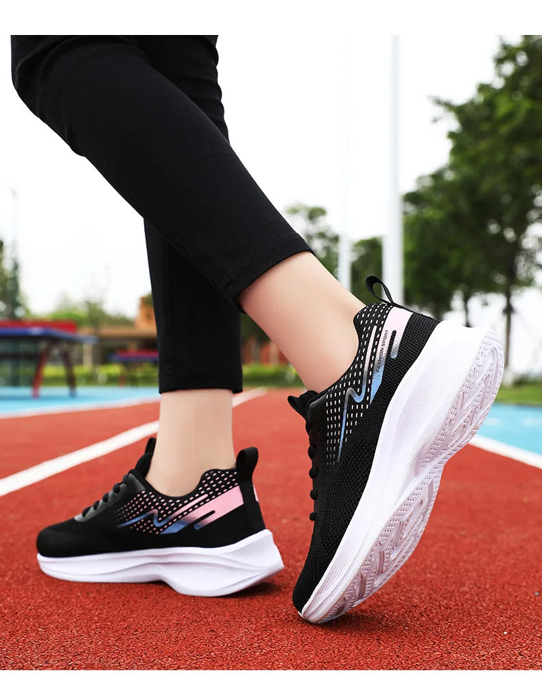 Running Weaving Sports Shoes